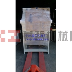 鋁壓鑄噴砂機(jī)，五金汽配噴砂機(jī)，亞克力噴砂機(jī)